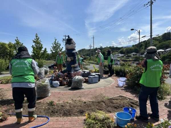 くろまろフルルガーデン 土つくり作業 250528