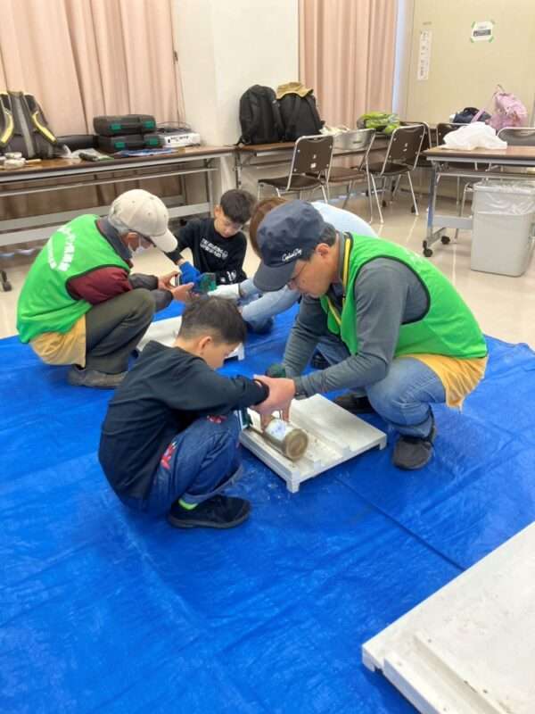 竹あかり作り 251101