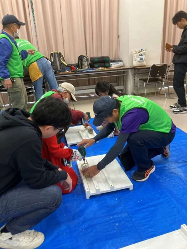 竹あかり作り 251101